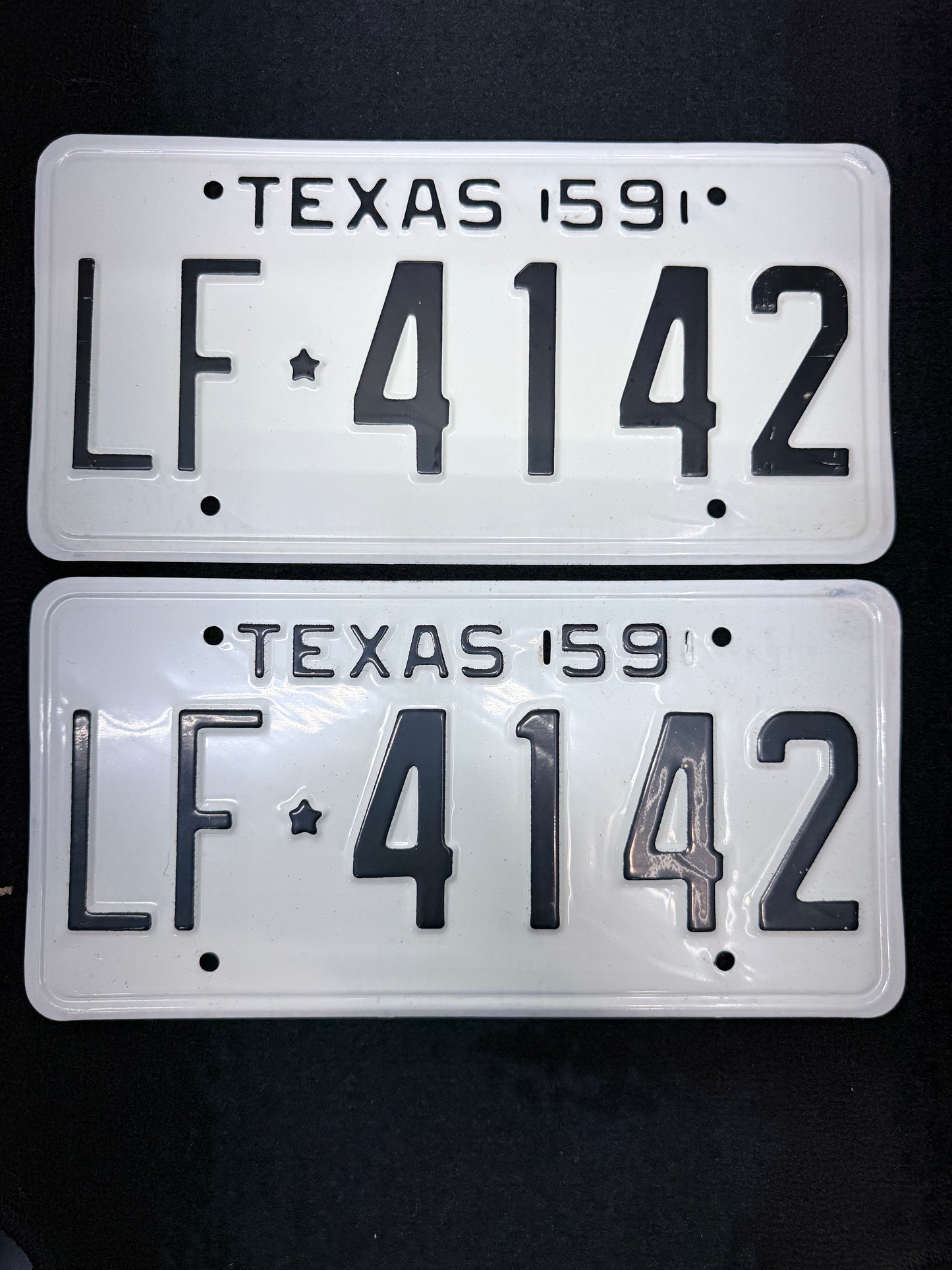 1959 Texas License Plate Pair – Original TX Plates – YOM Eligible – LF 4142 – White Black – Matching Set