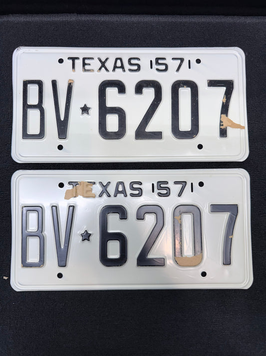 1957 Texas License Plate Pair – Original TX Plates – YOM Eligible – BV 6207 – White Black – Matching Set
