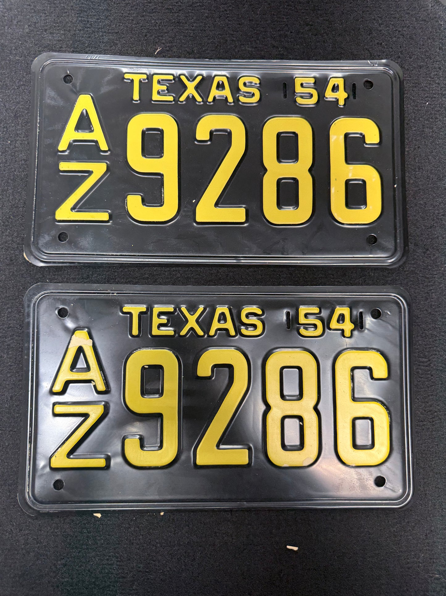 1954 Texas License Plate Pair – Original Vintage TX Plates – YOM Eligible – AZ 9286 – Black Yellow – DMV Clear