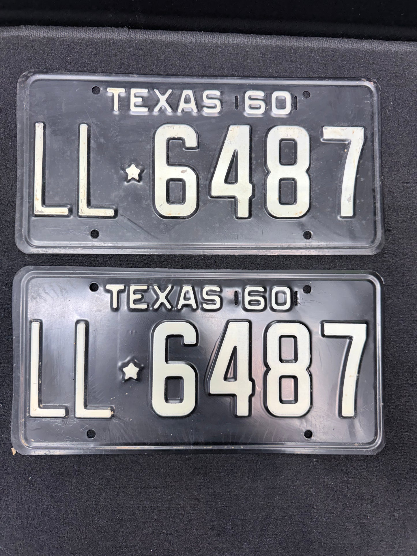 1960 Texas License Plate Pair – Original TX Plates – YOM Eligible – LL 6487 – Black White – Matching Set